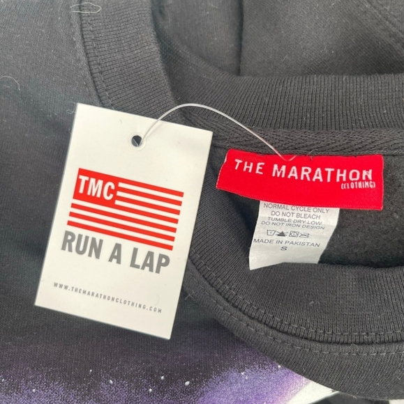 NWT Men's The Marathon Clothing Slauson Bruce Black Santa Sweatshirt - Picture 3 of 7